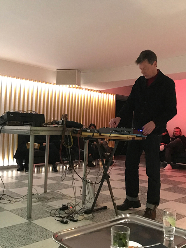 Schneider at Salon des Amateurs